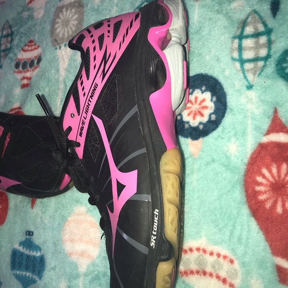 Volleyball shoes - Picture 3 of 4